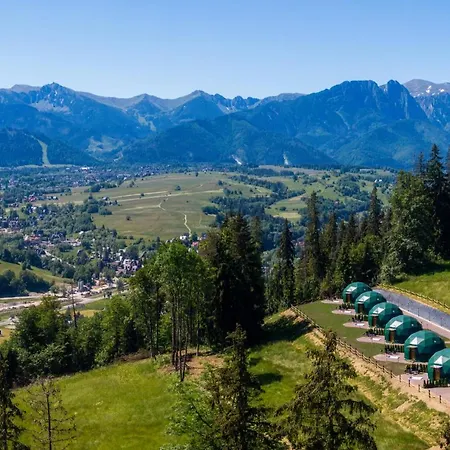 Luksusowy namiot Peak Glamp & Jacuzzi